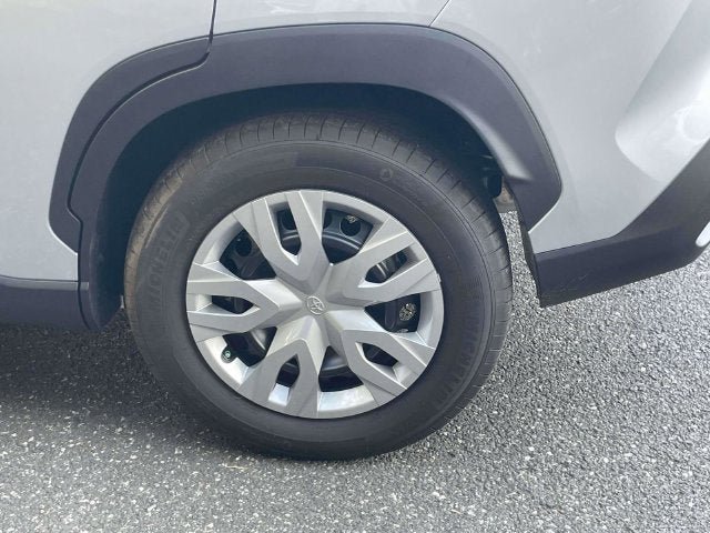 Certified 2026 Toyota Corolla Cross L AWD/4WD image 10