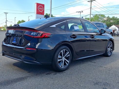Used 2023 Honda Civic LX image 4
