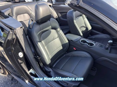 Used 2025 Ford Mustang Premium RWD image 9