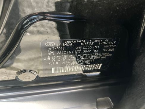 Used 2024 Hyundai Ioniq 6 SE AWD/4WD image 34