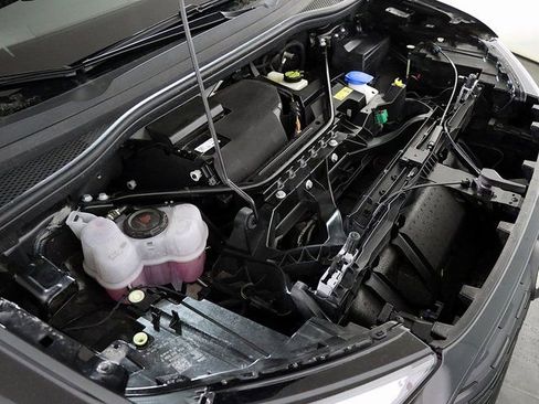 Used 2024 Audi Q4 e-tron Premium Plus w/ Premium Plus image 37