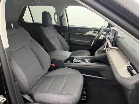 New 2026 Ford Explorer Active image 27