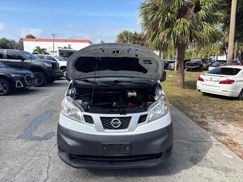 Used 2019 Nissan NV200 S w/ Cruise Control Package image 24