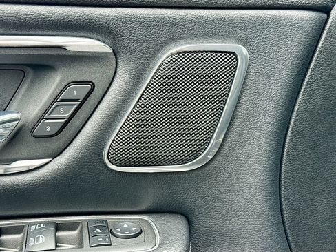 Used 2022 RAM 1500 Laramie AWD/4WD image 23