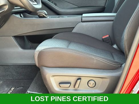 Used 2023 Nissan Rogue SV FWD image 18