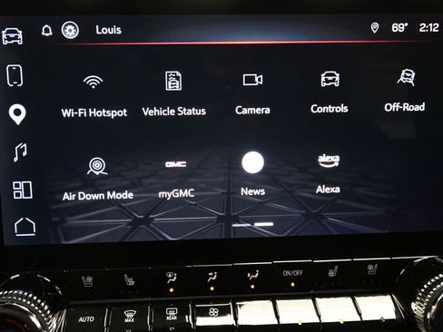 Used 2023 GMC Canyon Denali AWD/4WD image 15