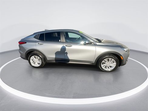 Used 2025 Buick Envista Preferred w/ Convenience I Package image 9