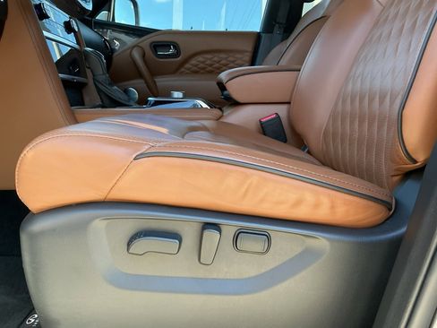 Certified 2024 INFINITI QX80 Sensory image 20