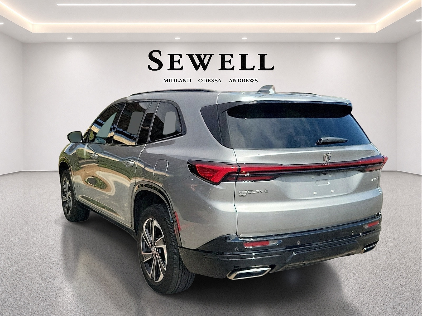 Used 2025 Buick Enclave Sport Touring w/ Super Cruise Package AWD/4WD image 3