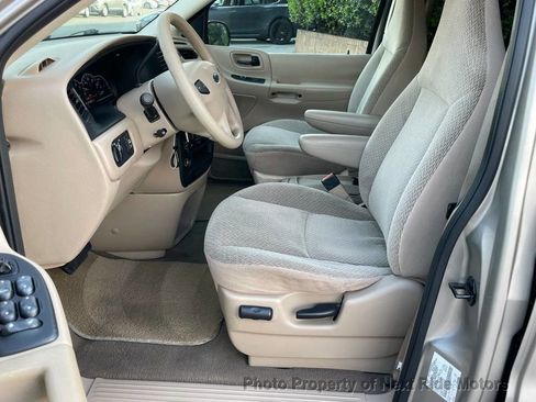 Used 2002 Ford Windstar LX FWD image 9