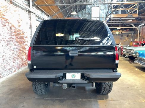 Used 1995 GMC Yukon SLE image 4