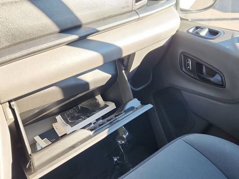 Used 2023 Ford Transit 350 XLT image 44