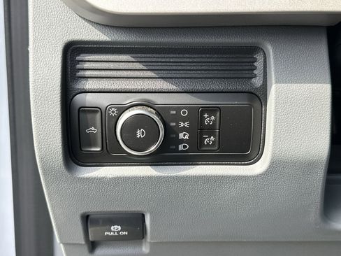 New 2026 Ford F350 XL w/ XL Chrome Package image 17