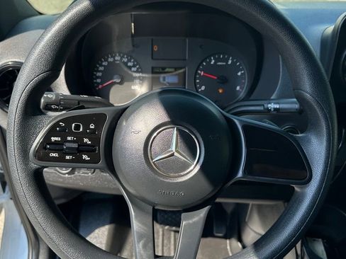 Used 2023 Mercedes-Benz Sprinter 2500 image 14