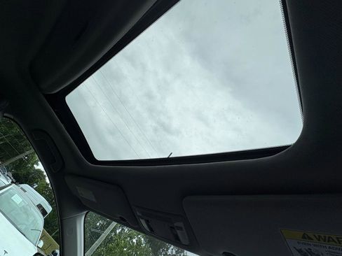 Used 2018 Acura ILX w/ Special Edition Package FWD image 15