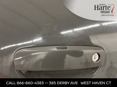 Used 2017 Dodge Challenger SXT Plus image 10