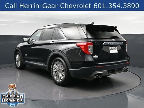 Used 2023 Ford Explorer King Ranch w/ Technology Package RWD image 5