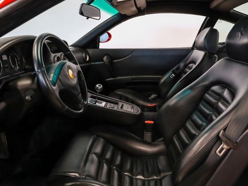Used 2000 Ferrari 550 Maranello Coupe RWD image 32