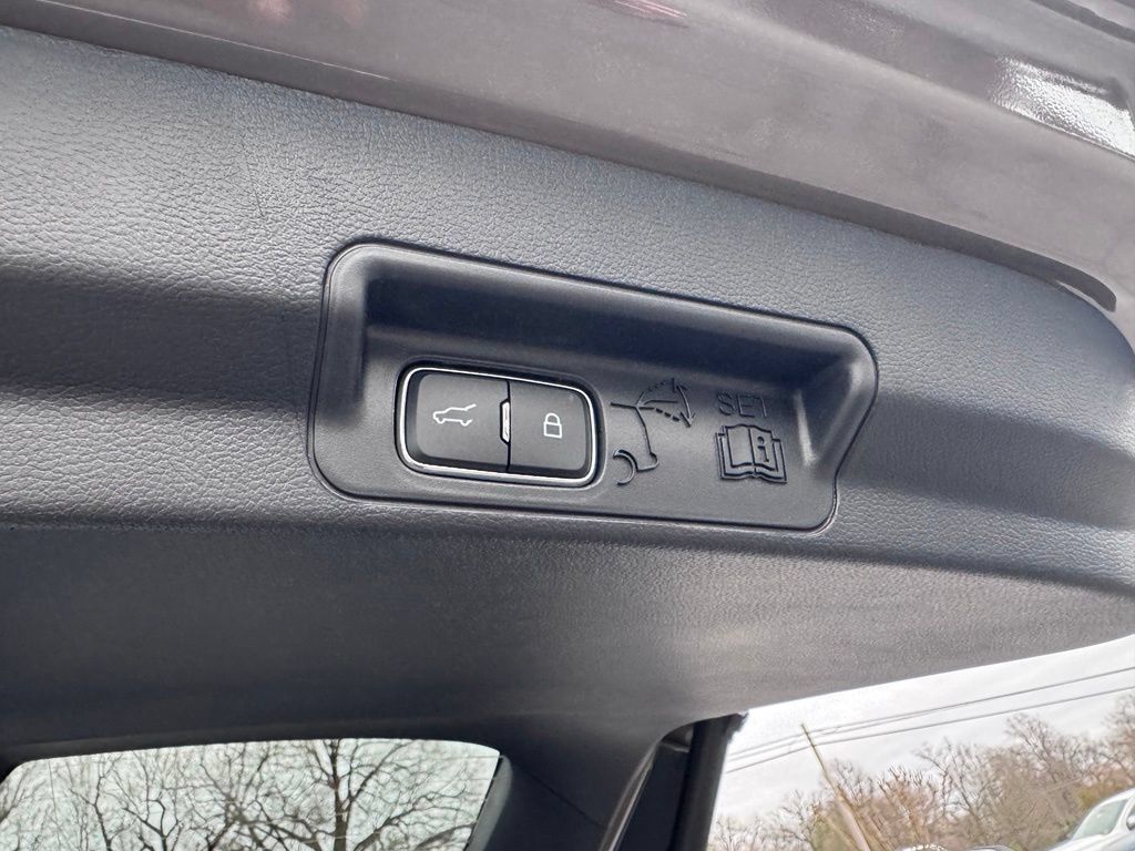 Used 2026 Ford Explorer ST w/ Sun And Sound Package RWD image 45