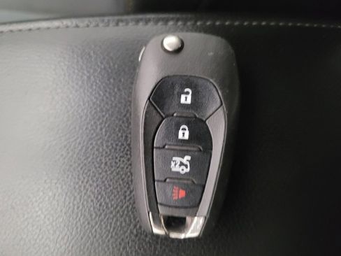 Used 2019 Chevrolet Cruze LS FWD image 32