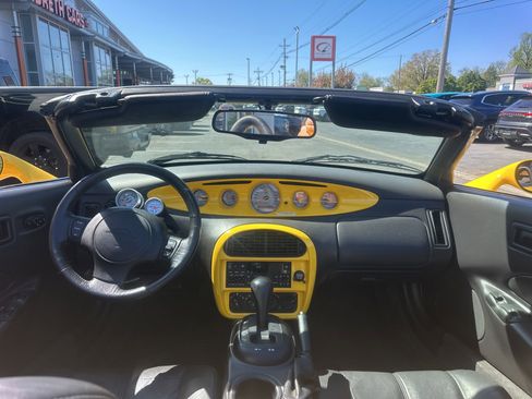 Used 1999 Plymouth Prowler image 12
