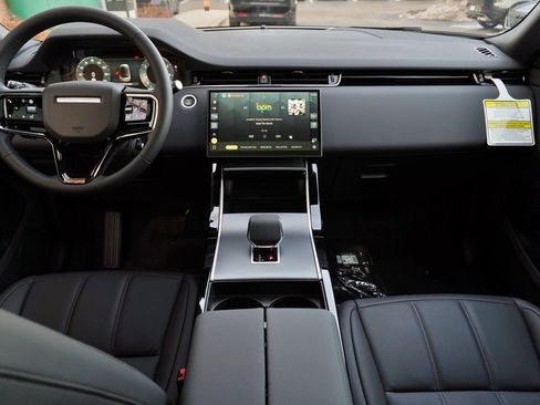 New 2026 Land Rover Range Rover Evoque S image 10