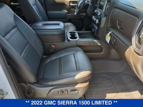 Used 2022 GMC Sierra 1500 Denali w/ Denali Premium Package AWD/4WD image 22