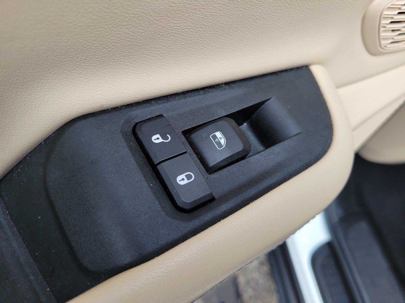 Used 2021 Jeep Grand Cherokee L Limited AWD/4WD image 15