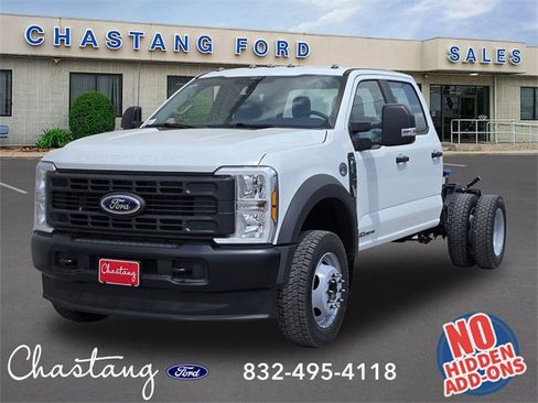 New 2025 Ford F550 XL image 1