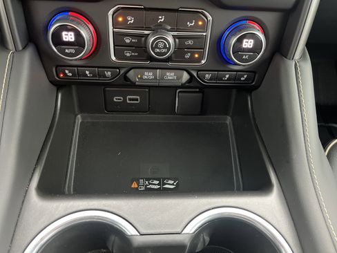 Used 2023 Chevrolet Tahoe Premier w/ Advanced Technology Package image 42