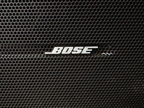 Used 2017 GMC Acadia Limited SLT image 17