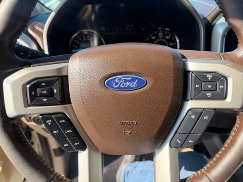 Used 2018 Ford F150 Lariat w/ Equipment Group 501A Mid AWD/4WD image 33