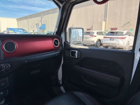 Used 2021 Jeep Wrangler Unlimited Rubicon image 15