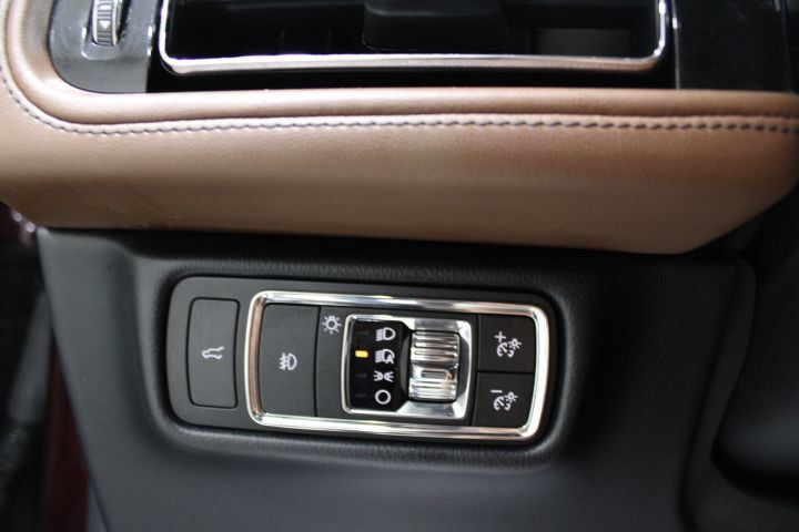 Used 2022 Lincoln Aviator Reserve w/ Equipment Group 201A AWD/4WD image 45