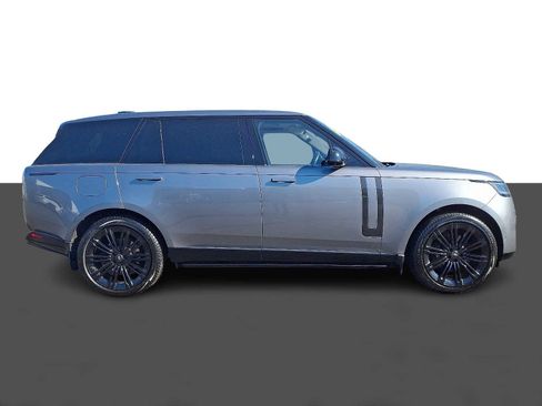 Used 2024 Land Rover Range Rover Long Wheelbase SE image 7