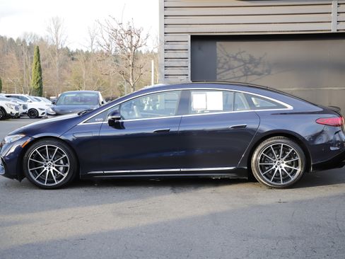 Used 2022 Mercedes-Benz EQS 580 4MATIC Sedan image 7