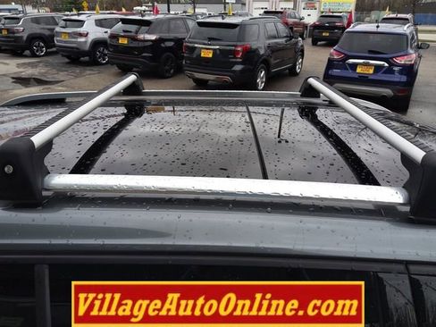 Used 2017 Volkswagen Golf Alltrack SE image 13