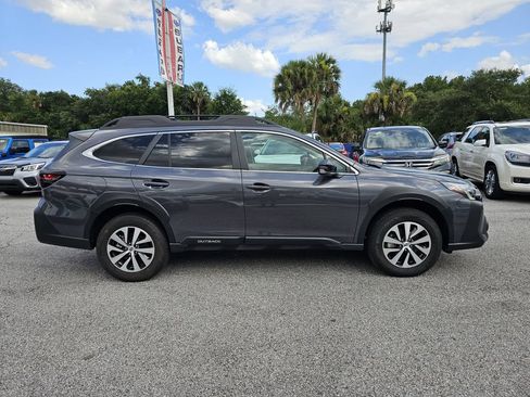 Certified 2025 Subaru Outback Premium AWD/4WD image 2