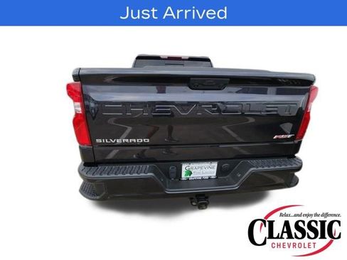 Used 2024 Chevrolet Silverado 1500 RST w/ Convenience Package II image 9