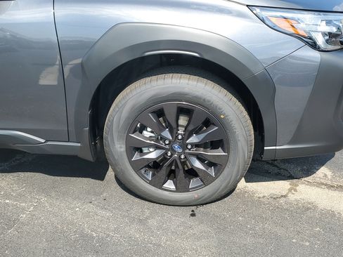 Used 2025 Subaru Outback Onyx Edition w/ Popular Package #2 image 5