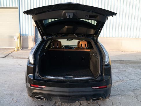 Used 2023 Cadillac XT4 Sport image 16