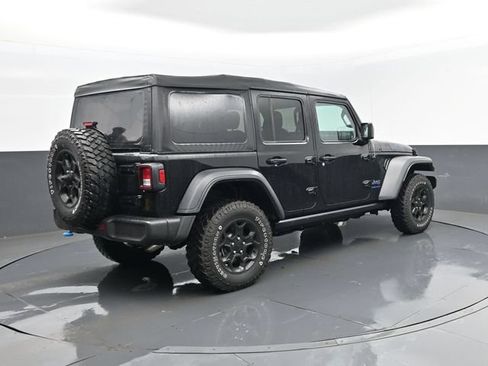 Used 2023 Jeep Wrangler Unlimited w/ Cold Weather Group AWD/4WD image 24