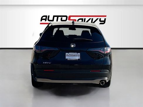 Used 2023 Honda HR-V Sport image 6