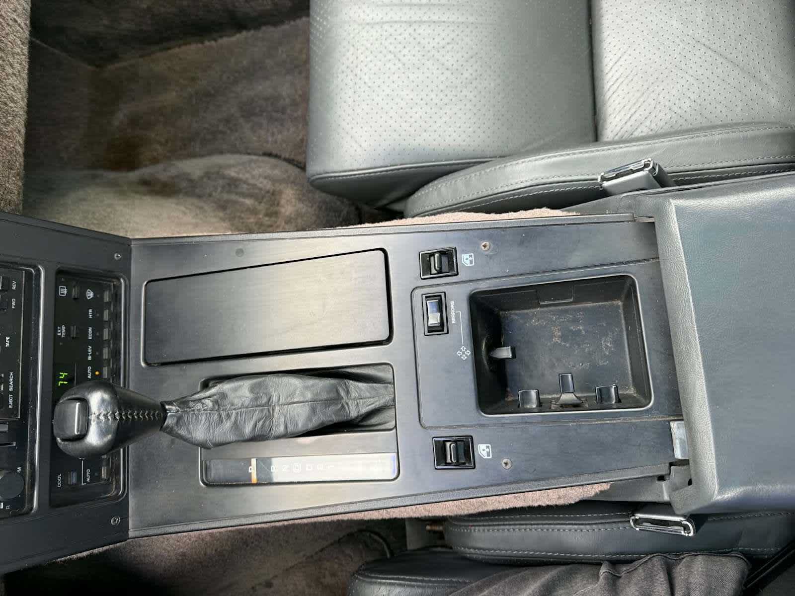 Used 1987 Chevrolet Corvette Coupe RWD image 14