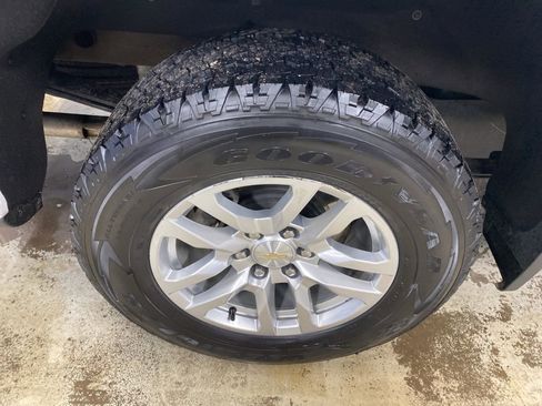 Used 2020 Chevrolet Silverado 1500 LT w/ All-Star Edition image 11