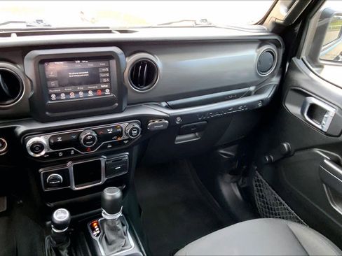 Used 2023 Jeep Wrangler Sport image 11