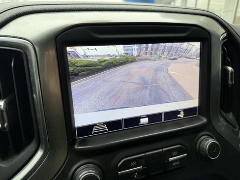 Used 2020 Chevrolet Silverado 1500 LT Trail Boss image 5