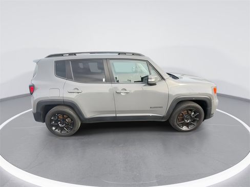 Used 2020 Jeep Renegade Altitude image 9