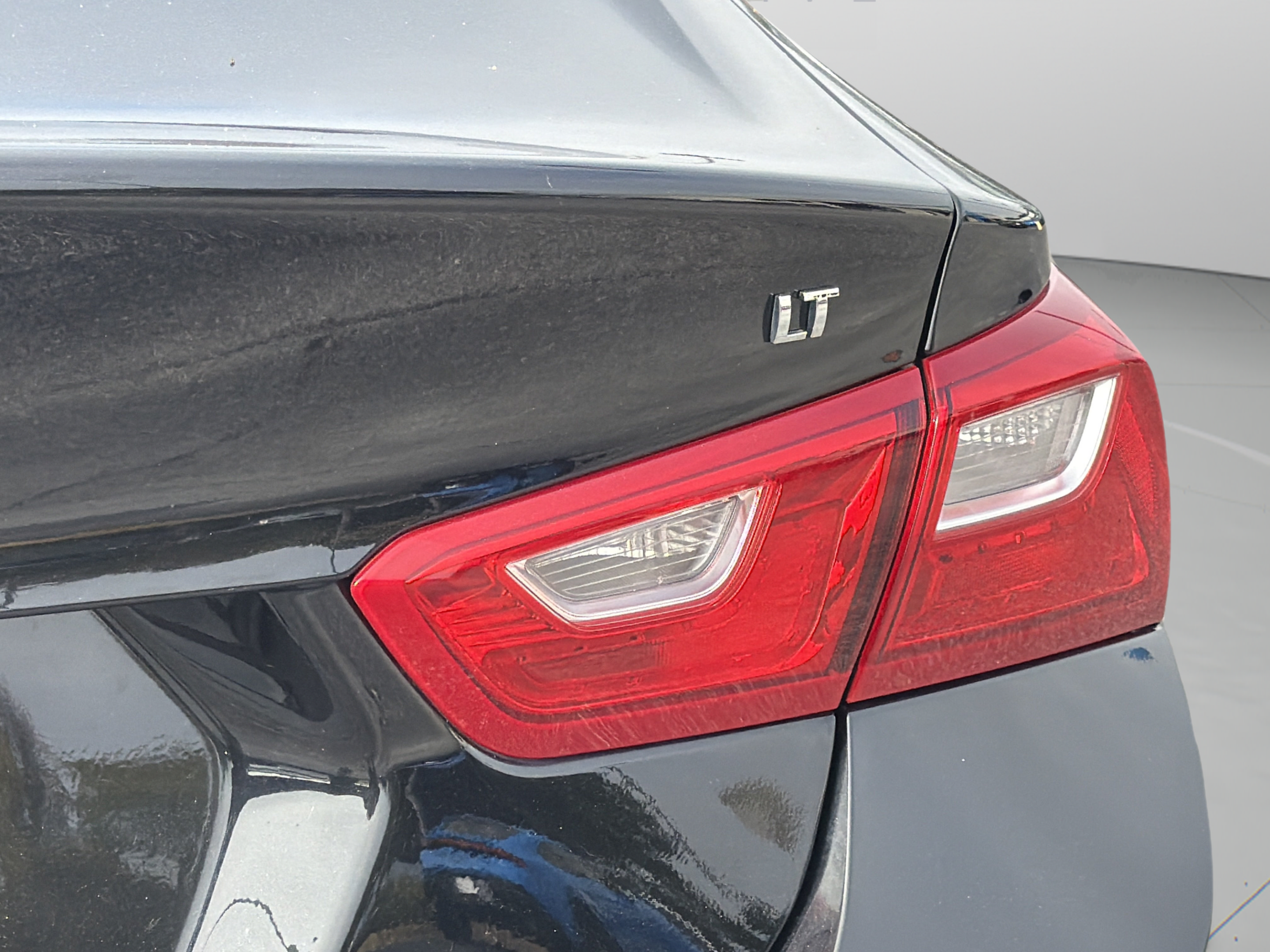 Used 2025 Chevrolet Malibu LT FWD image 10