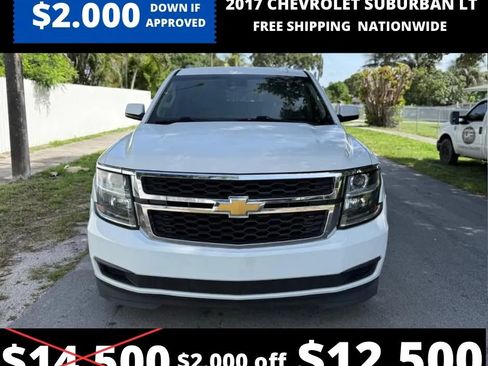 Used 2017 Chevrolet Suburban LT RWD image 2